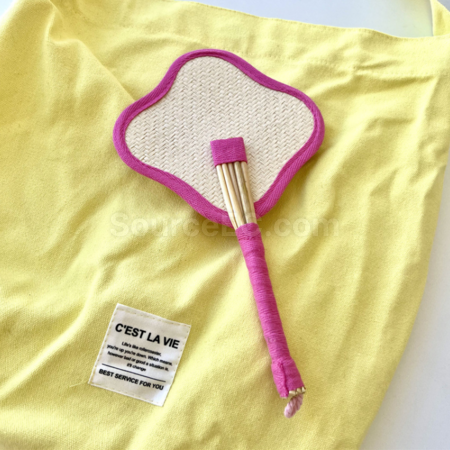 Customization Four leaf clover woven fan Corporate Gifts