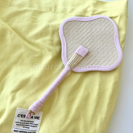 Customization Four leaf clover woven fan Corporate Gifts