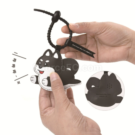 Customization Pinch the sound producing leather keychain Corporate Gifts