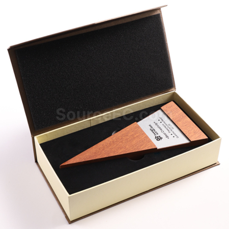 Customization Solid Wood Triangle Trophy Corporate Gifts