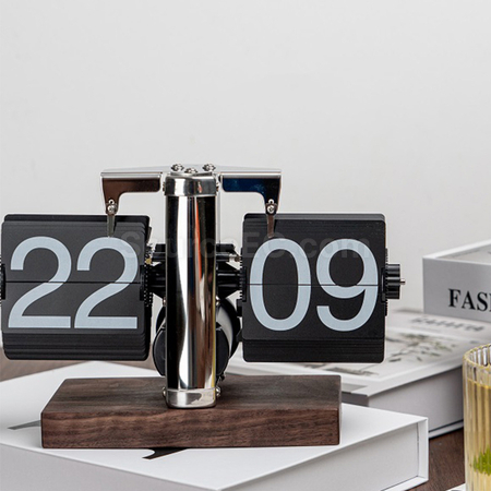 Mechanical Page-Turning Digital Clock