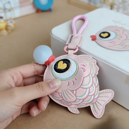 Customization Bubble-blowing fish squeeze toy keychain Corporate Gifts