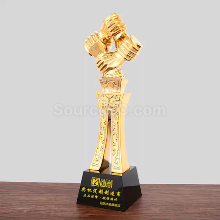 Customization Cooperation and Win-Win Trophy Corporate Gifts