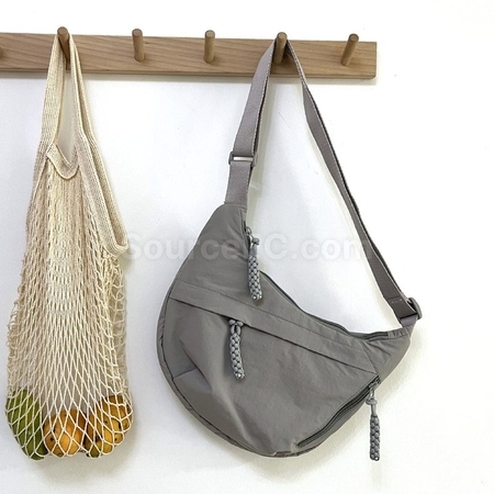 Customization Nylon Crossbody Dumpling Bag Corporate Gifts