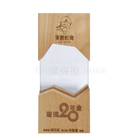 crystal gift, crystal souvenir, crystal trophy, crystal trophy cup, crystal medal, crystal plaques, crystal paper weight, colorful glass trophies, engraved crystal, 3D crystals, corporate gifts, premium gifts, gift supplier, promotional gifts, gift company, souvenirs, stationery, gift wholesale, gift ideas